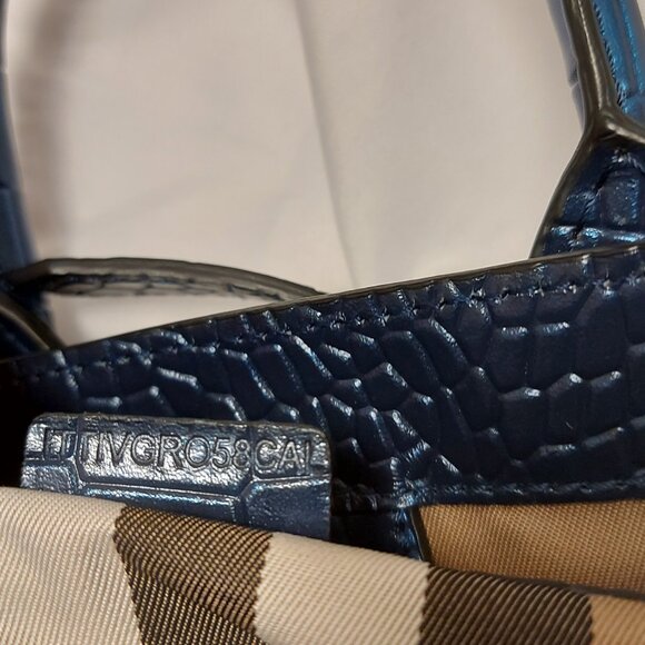 Burberry Banner Tote - Picture 10 of 12